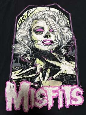 Misfits 2015 BandMerch Original Misfit Zombie Girl Graphic T-Shirt